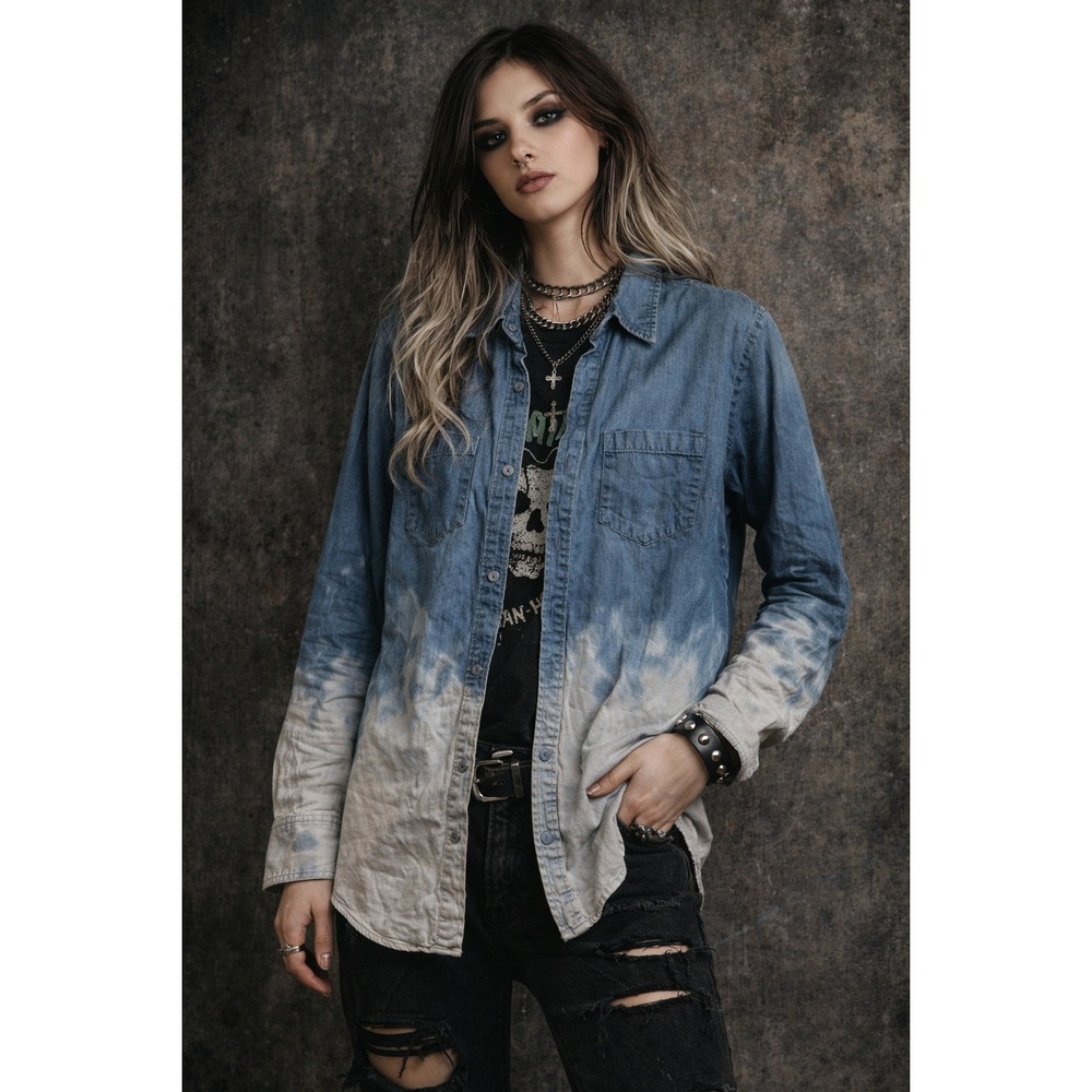 Flash and Trash Womens Dip Dye Bleach Wash Denim Button Down Shirt Blue White S